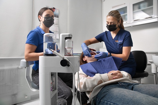 AIRFLOW Prophylaxis Master – a new word in professional teeth cleaning